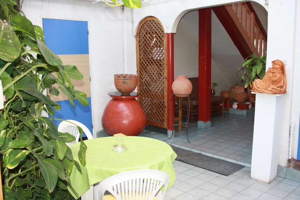 Hotel Oceanic Dakar Exterior photo
